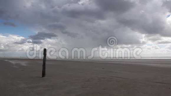 在令人惊叹的松德斯特兰海滩上的罗莫半岛朱特兰丹麦视频的预览图