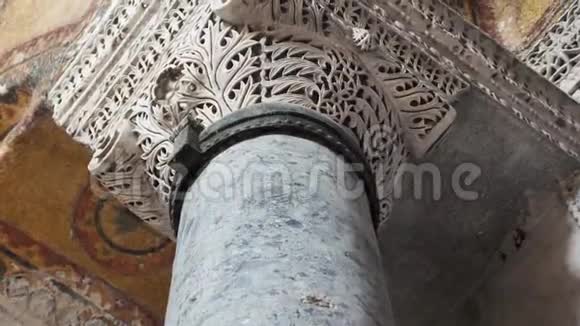 美丽的罗马柱有很多细节视频的预览图