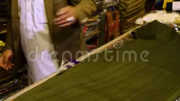 阿富汗商店的地毯视频的预览图