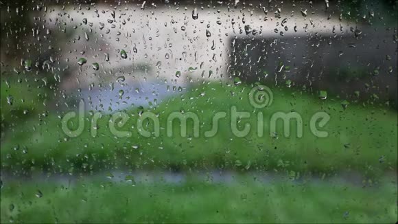 雨水和水滴视频的预览图