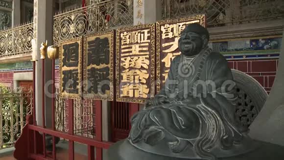 僧侣雕像胡孔西乔治敦马来西亚视频的预览图