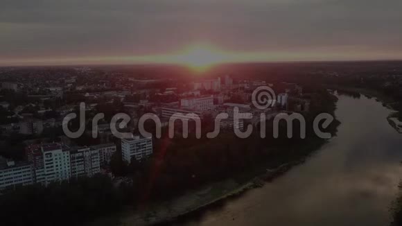 日落于维特布斯克市视频的预览图