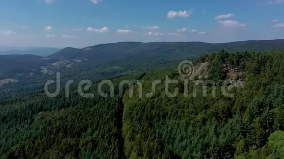 波斯山空中无人机概述视频的预览图
