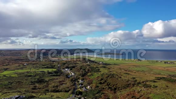从克鲁尼到波尔图的海岸线的空中时间间隔由阿达拉多尼加尔县爱尔兰视频的预览图