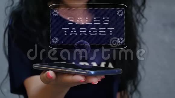 女性展示平视显示器全息图销售目标视频的预览图