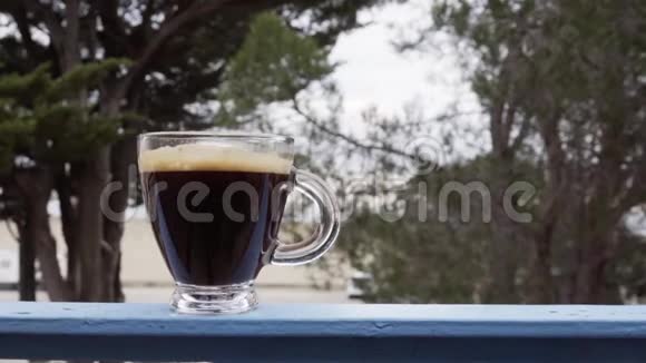 玻璃透明杯加咖啡视频的预览图