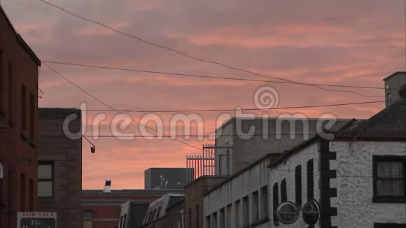 爱尔兰粉红的天空视频的预览图