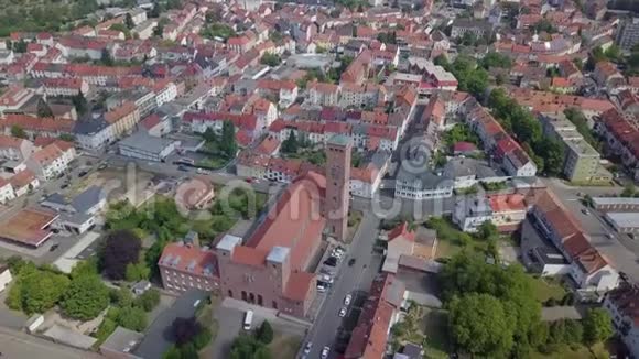 德国历史悠久的钟楼阳光明媚4k视频的预览图
