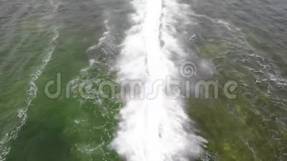 与喷气机一起进行海上水上活动视频的预览图