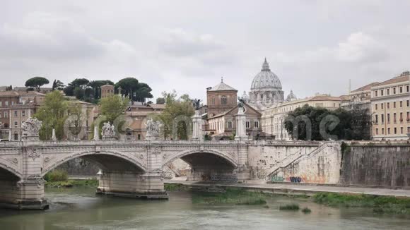 罗马圣彼得大教堂锡伯河的圆顶视频的预览图