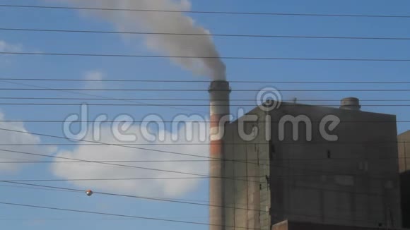 火电厂烟囱有害烟雾环境大气污染视频的预览图