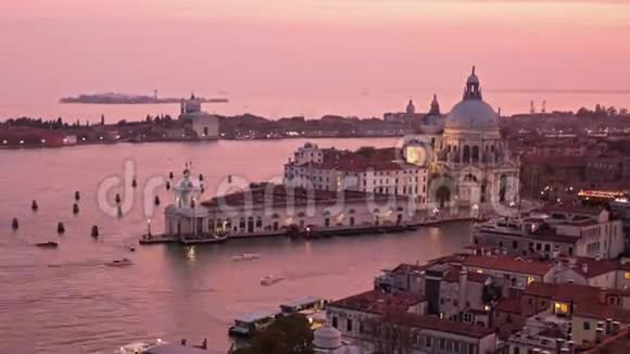 威尼斯大运河的暮光之城视频的预览图