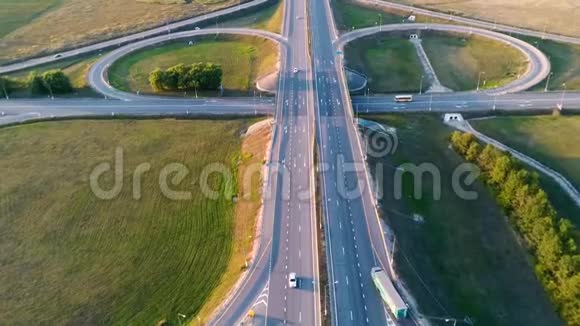 互通公路路网空中景观道路交叉视频的预览图