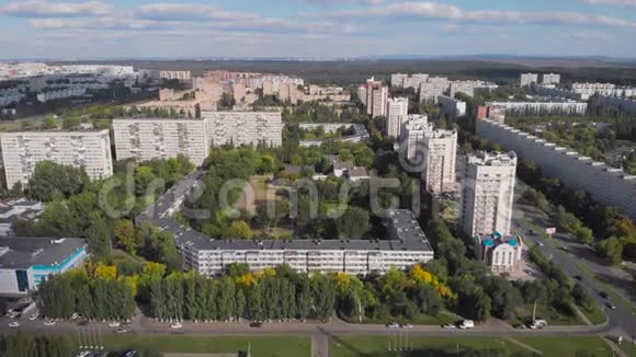 空中观景俄罗斯工业城市的沉睡区域大量类似面板房屋托利亚蒂在视频的预览图