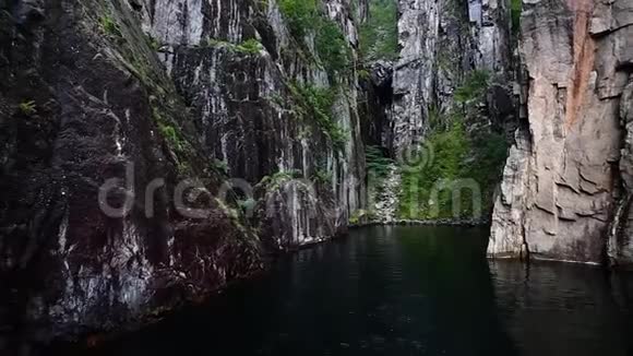 莱塞峡湾的峡谷视频的预览图