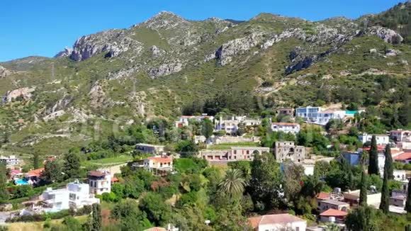 Bellapais修道院上方塞浦路斯凯里尼亚区视频的预览图