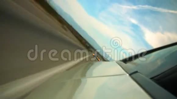 超高速驾驶视频的预览图