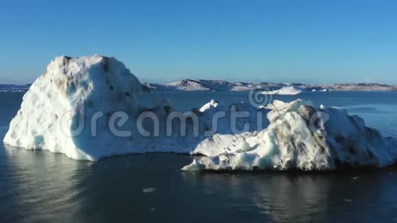 冰岛冰山湖冰川全球暖航视频的预览图
