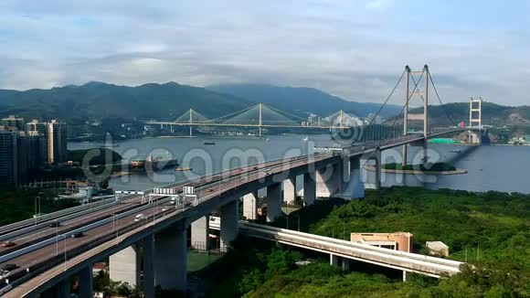 青马及汀滘桥及交通的鸟瞰图视频的预览图