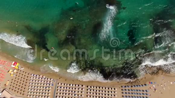 克里特岛希腊岛海滩无人机天线视频的预览图