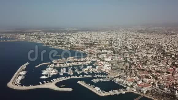 希腊城市的海岸视频的预览图