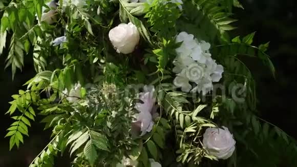 婚礼拱坛装饰视频的预览图
