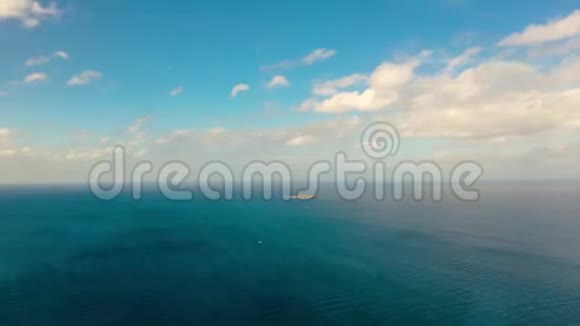 时间流逝海景岛屿和天空与云宿务菲律宾视频的预览图