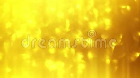 摘要金色火花波克背景奢华的金色纹理金色的表面在一盏明灯上闪耀视频的预览图