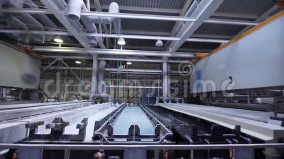 阳极氧化铝板生产工艺铝板浸液工艺自动生产线视频的预览图