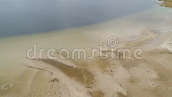 乌克兰斯兰萨斯湖生态灾难视频的预览图