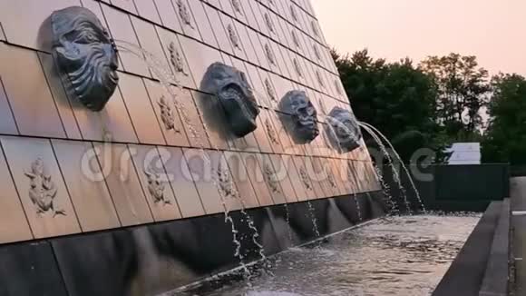 现代喷泉喷头喷水园林与城市建筑视频的预览图