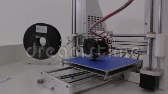 打印机3D打印视频的预览图