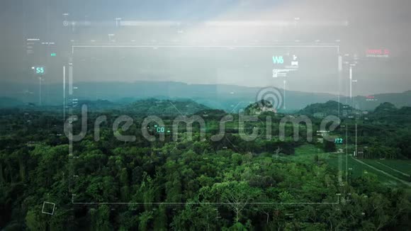 鸟瞰风景景观的森林和无人机用户界面与图形条尺度的网络和未来概念与DAR视频的预览图