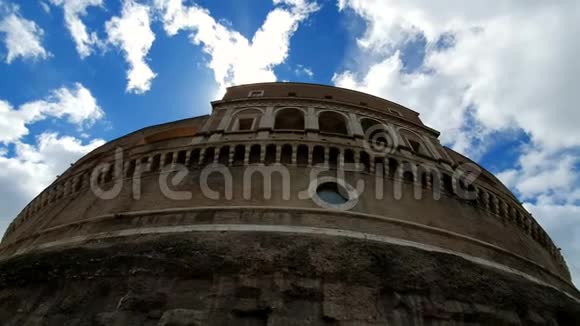 罗马意大利2019年5月21日城堡圣安杰洛或陵墓在意大利罗马对抗蓝天太阳光线从视频的预览图