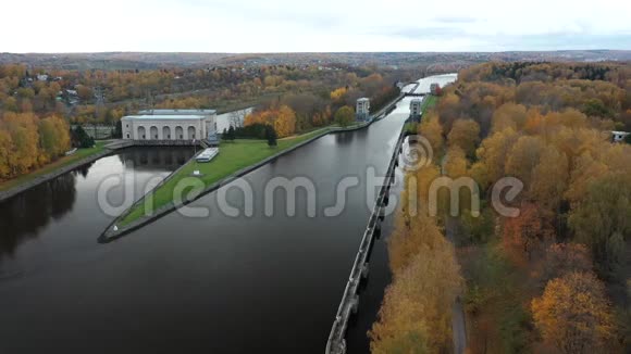 莫斯科运河通道的鸟瞰图视频的预览图