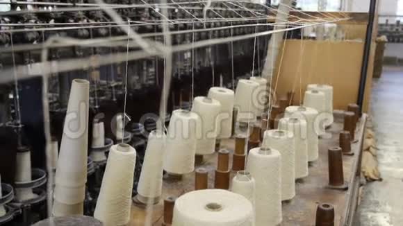 英国毛纺厂的纱锥视频的预览图