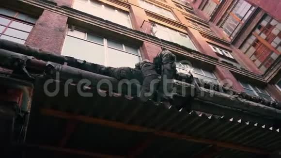 老厂砖楼外视频的预览图