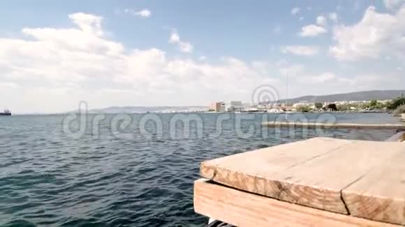 希腊塞萨洛尼基城市海岸全景建筑宏伟视频的预览图