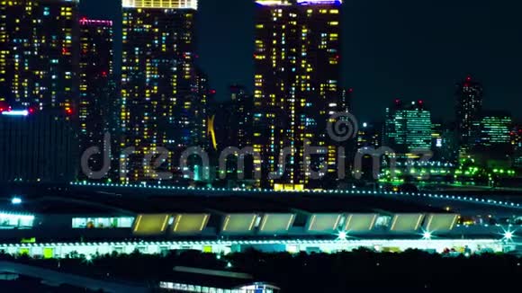 东京阿里亚克市城市景观的一个夜间时间推移视频的预览图