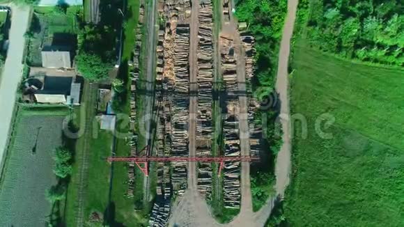 锯木厂产品的俯视图4K视频的预览图