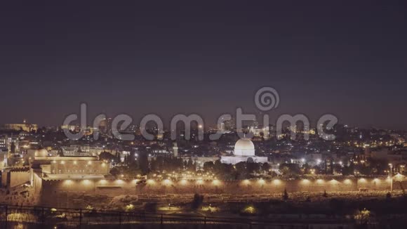 耶路撒冷清真寺圣殿山和圆顶夜景视频的预览图