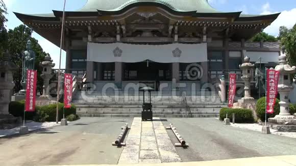 东京塔蒙寺主庙视频的预览图