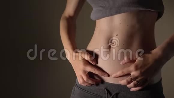 剖宫产术后产妇产后痊愈视频的预览图
