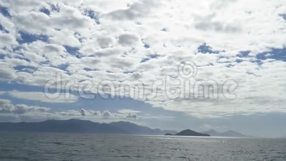 群岛的海洋景观视频的预览图