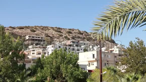 塞浦路斯山区的房子视频的预览图