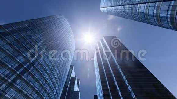 城市里的摩天大楼视频的预览图