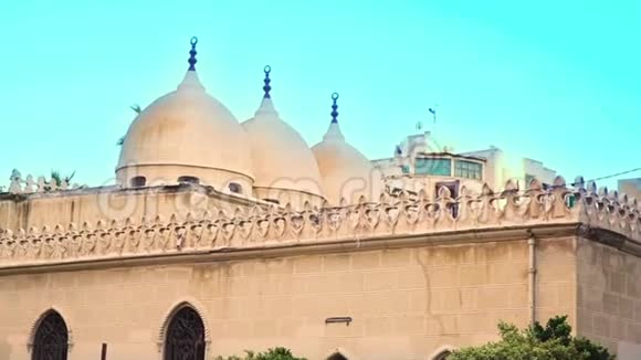 日落时清真寺穹顶视频的预览图