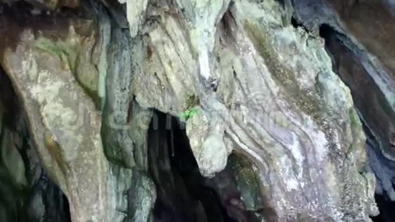 洞穴巴拉望岛的地下河视频的预览图
