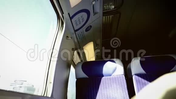 在大窗口移动SNCFTGV快速列车视频的预览图