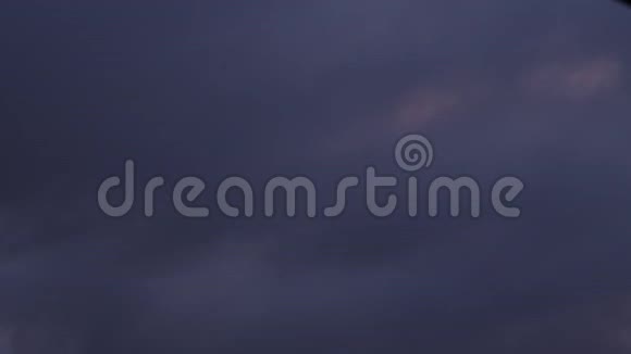 日出时分的云视频的预览图